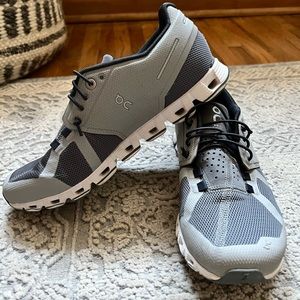 ON Cloud 5 Street Shoe